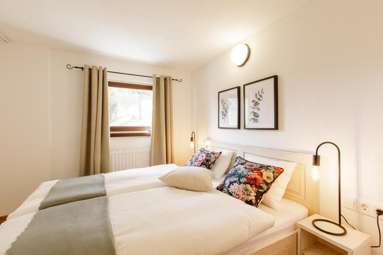 Alpinia Apartments Μπλεντ Εξωτερικό φωτογραφία