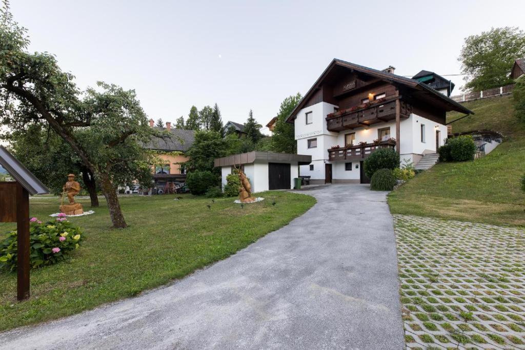 Alpinia Apartments Μπλεντ Εξωτερικό φωτογραφία